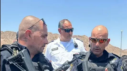 חשד לאירוע ביטחוני: המשטרה חסמה את הכניסות לאילת חשד לאירוע ביטחוני: המשטרה חסמה את הכניסות לאילת
