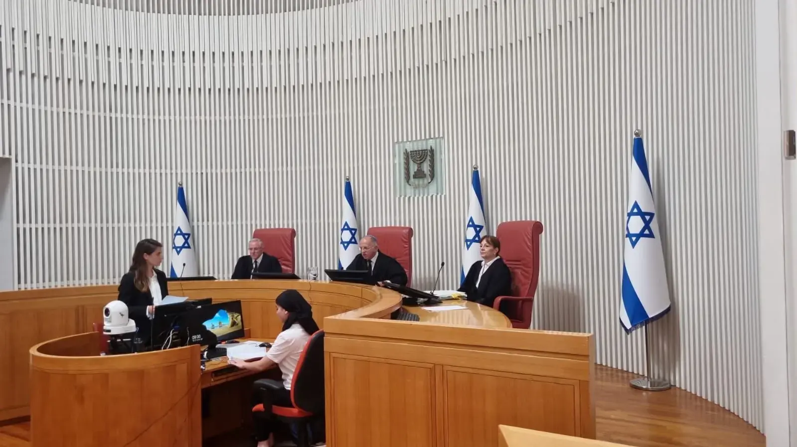 הדיון בבג"ץ על העתירה שהוגשה נגד בדיקת מבקר המדינה את צה״ל הדיון בבג"ץ על העתירה שהוגשה נגד בדיקת מבקר המדינה את צה״ל