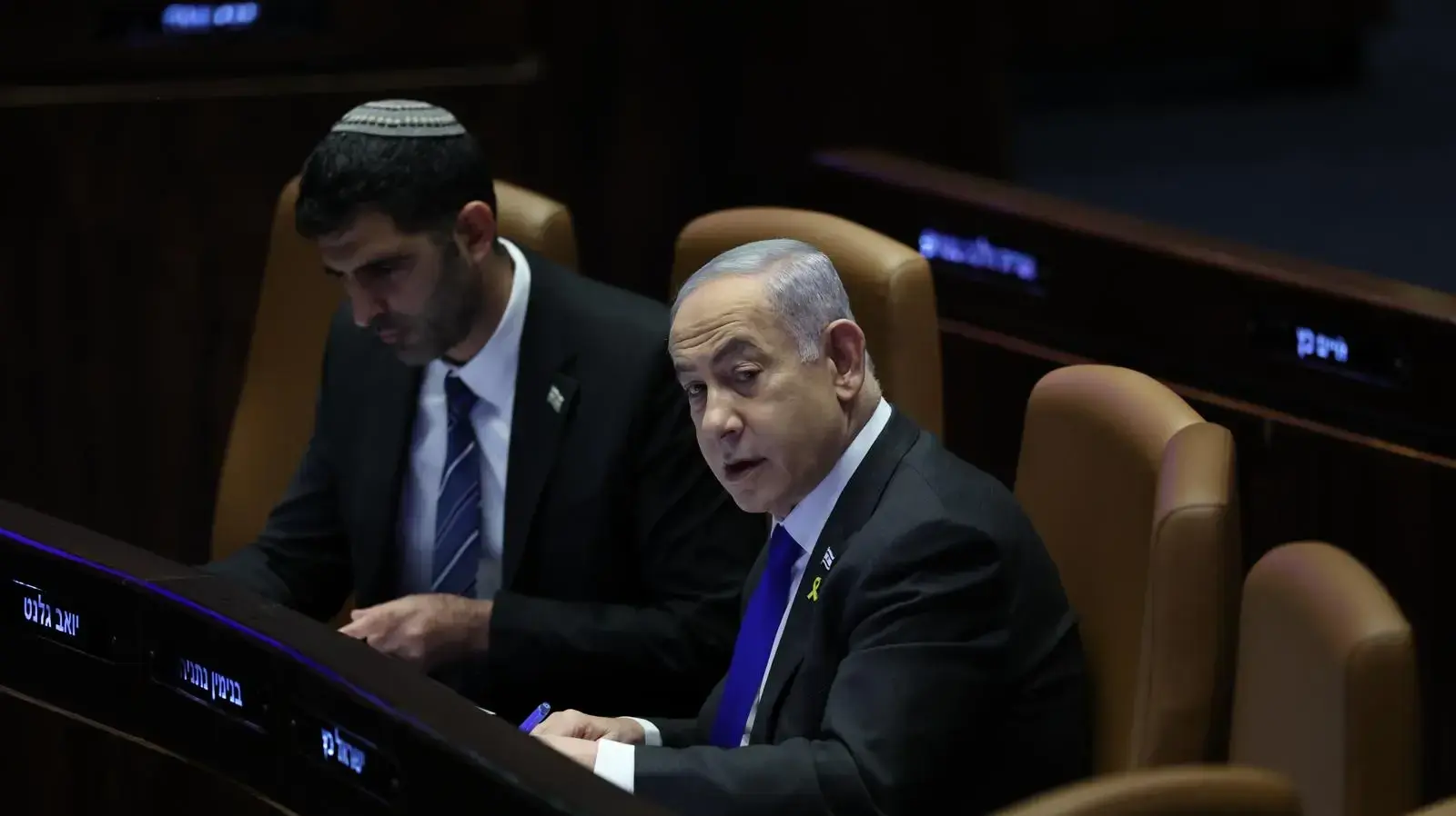 רה"מ בנימין נתניהו, שלמה קרעי, דיון 40 חתימות, 17 ביולי 2024 רה"מ בנימין נתניהו, שלמה קרעי, דיון 40 חתימות, 17 ביולי 2024