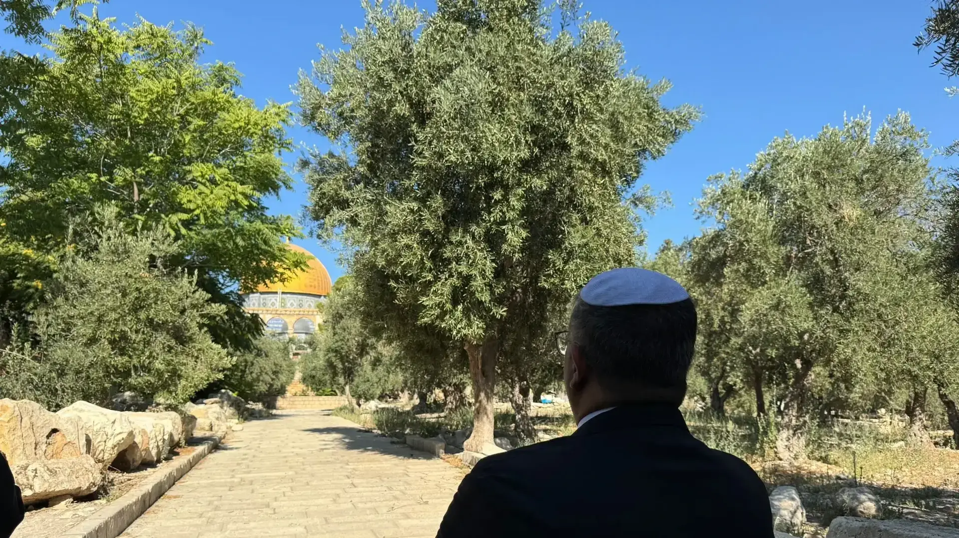 בפעם השנייה מאז תחילת המלחמה-השר לביטחון לאומי איתמר בן גביר בהר הבית בפעם השנייה מאז תחילת המלחמה-השר לביטחון לאומי איתמר בן גביר בהר הבית