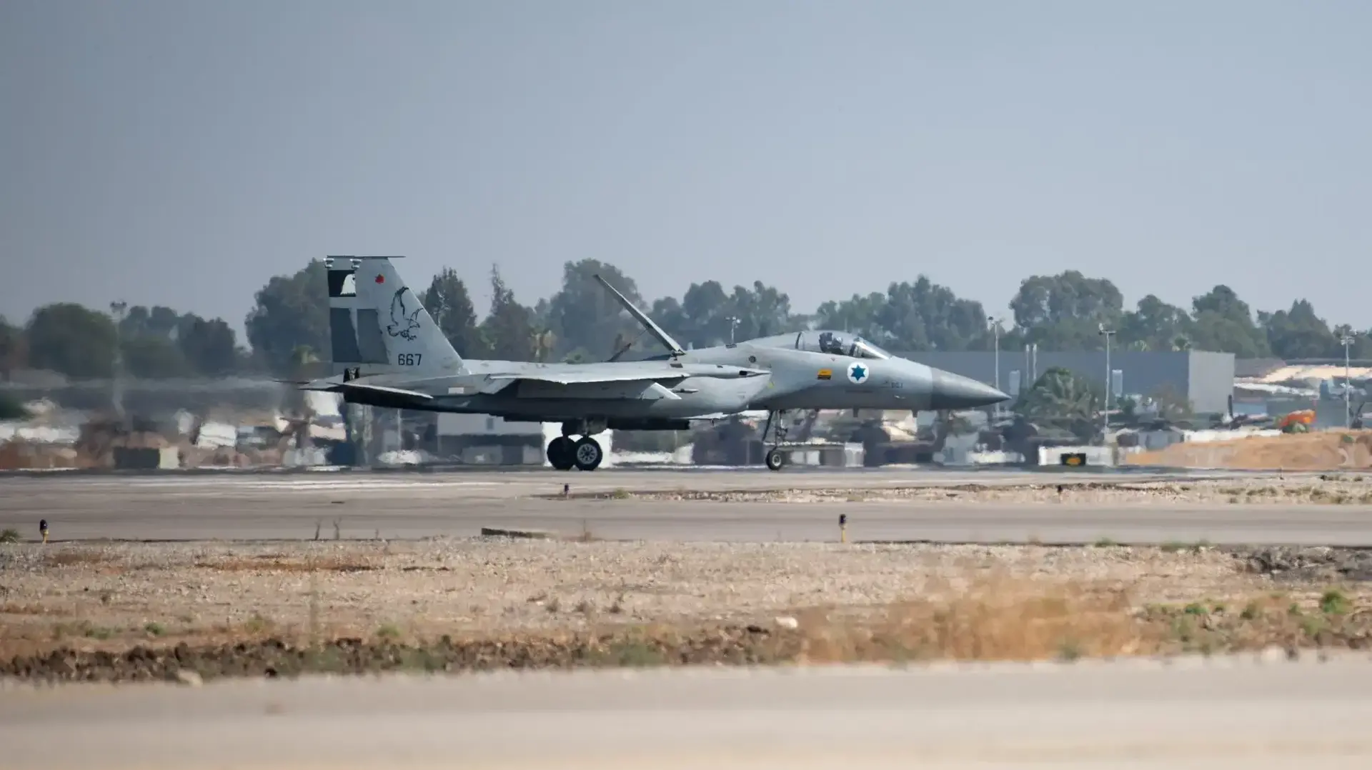 מטוסי בז F15 בדרכם לתקיפה בתימן .20 ביולי 2024