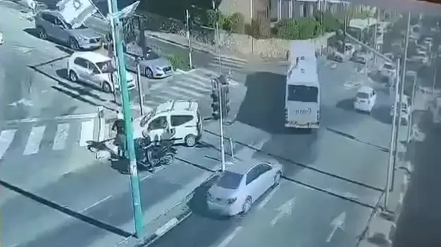 תושב העמקים שנהג במכונית שאלמונים תקפו בירי נחשד על ידי המשטרה כי היה שותף לתרגיל "כיפה אדומה" שנועד לרצוח או לפגוע בחברו שישב לצידו במכונית