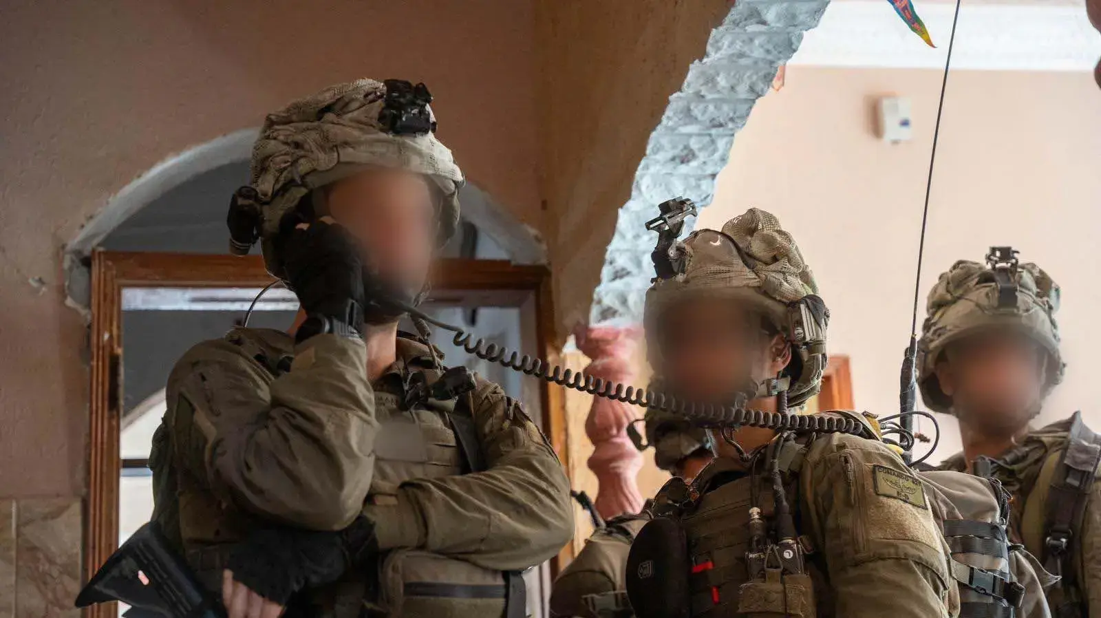 מפקד אגוז סא"ל מ' מפקד אגוז סא"ל מ'