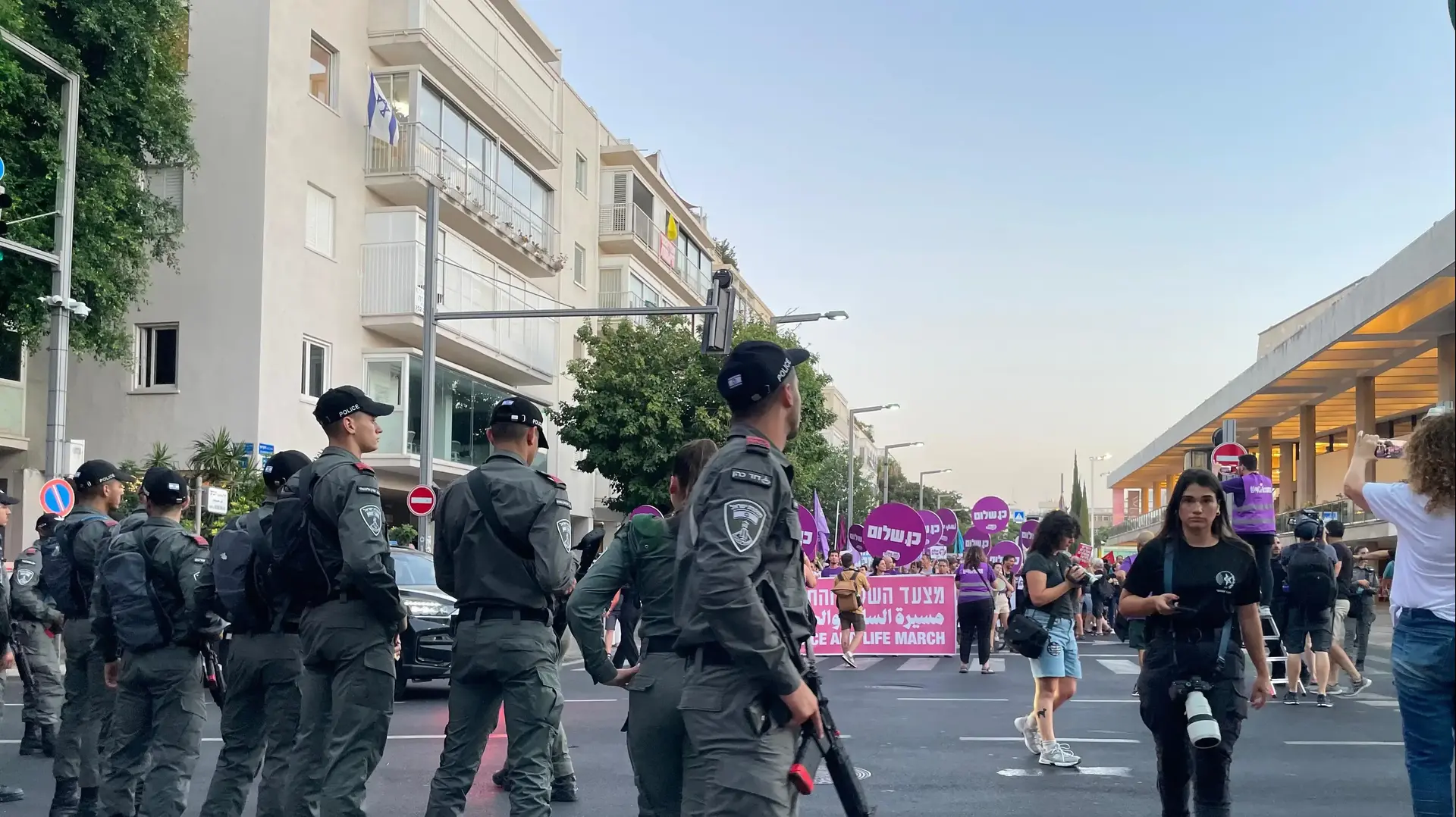 צעדת השלום בתל אביב של תנועת עומדים ביחד