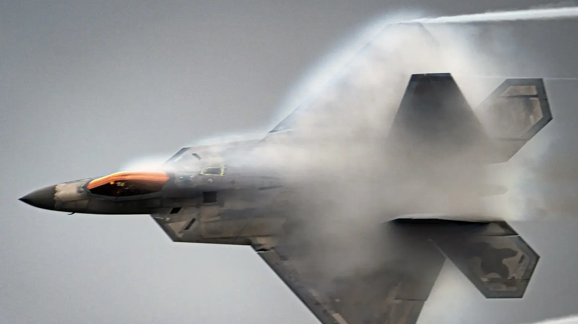 לוקהיד מרטין F-22 לוקהיד מרטין F-22