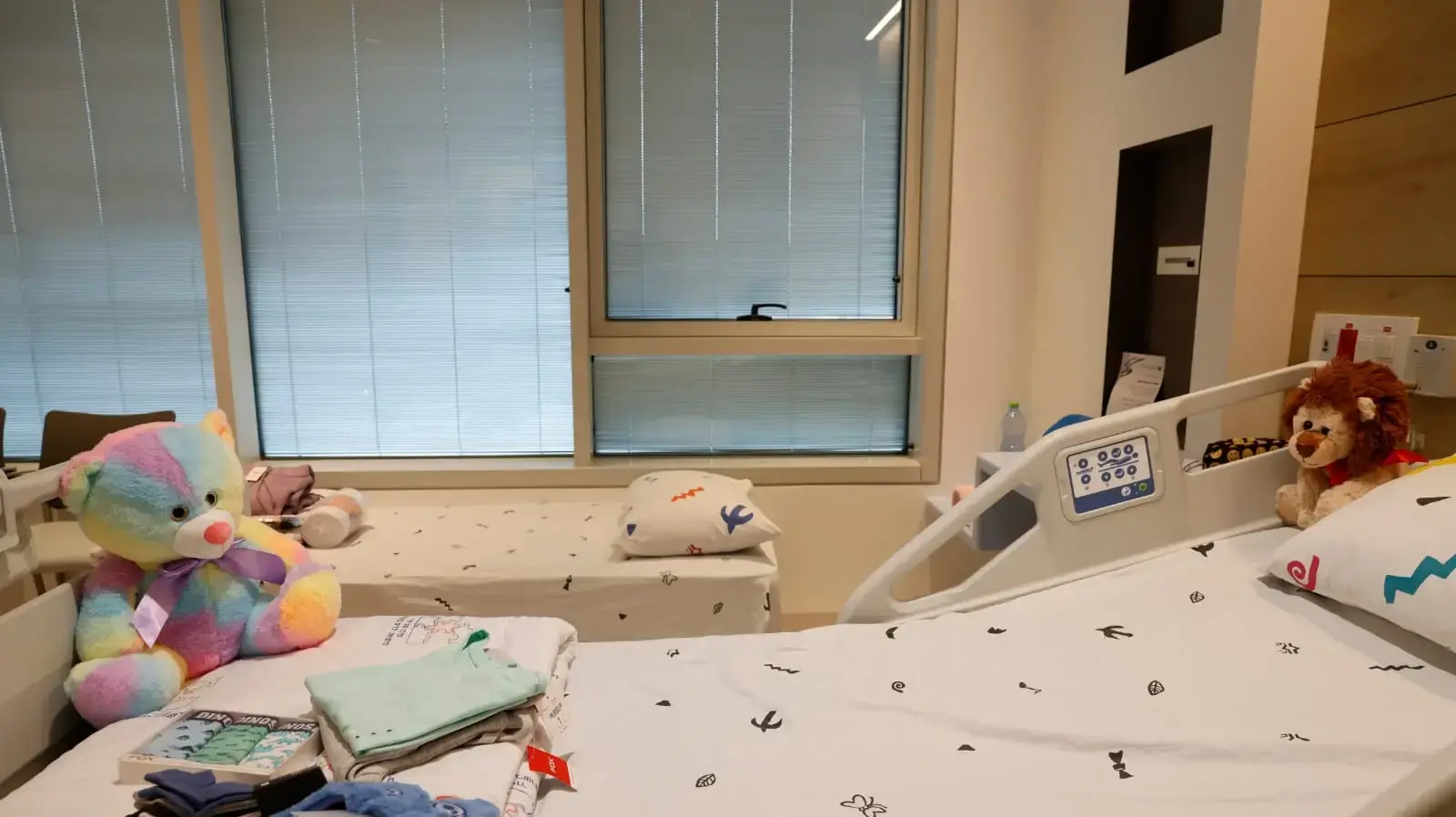 הכנות לקראת בואם של משוחררי השבי בביה"ח שניידר הכנות לקראת בואם של משוחררי השבי בביה"ח שניידר