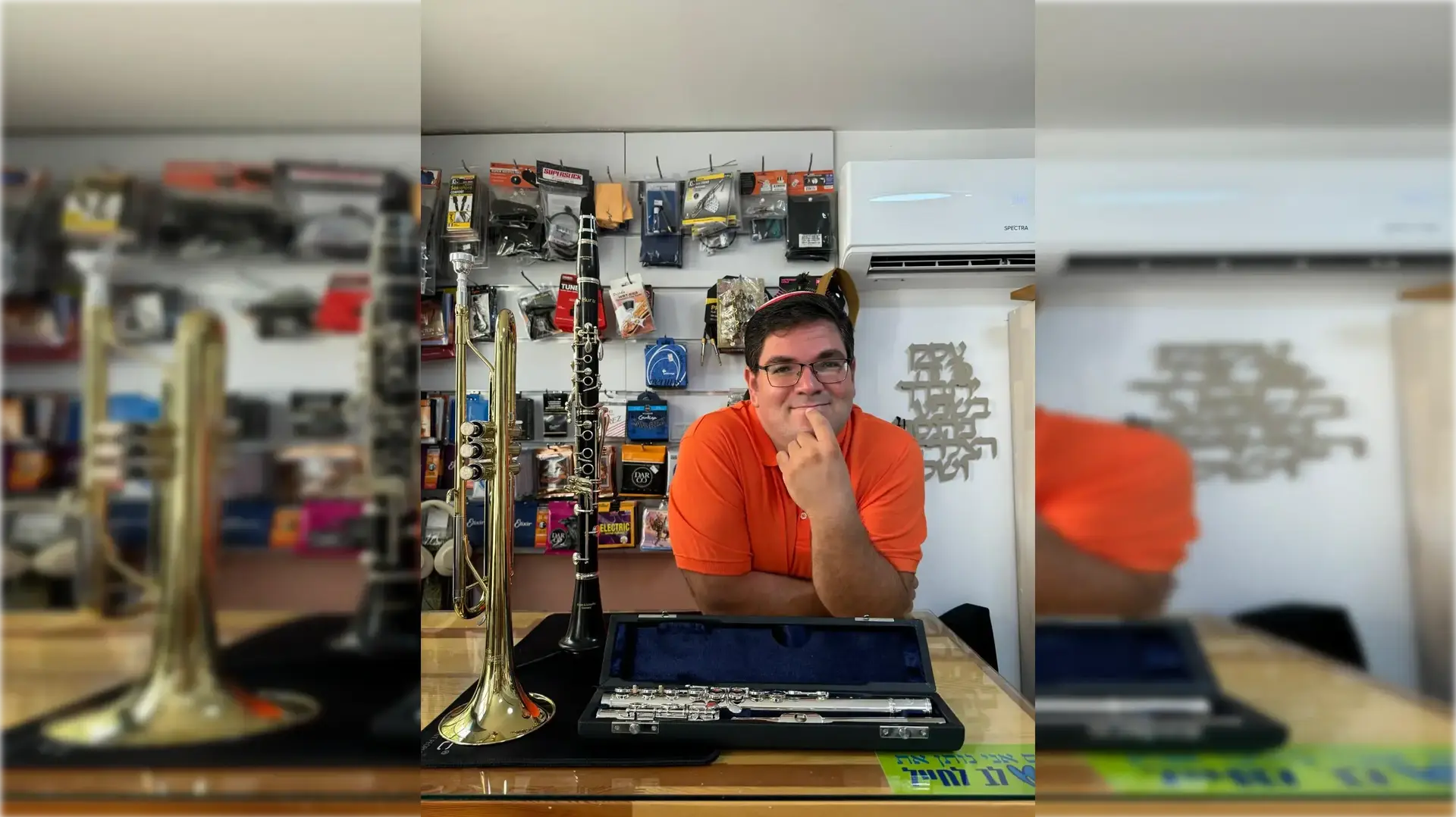 גדעון פרי הוא הנרצח בפיגוע הטרור בשומרון.18 באוגוסט 2024 גדעון פרי הוא הנרצח בפיגוע הטרור בשומרון.18 באוגוסט 2024