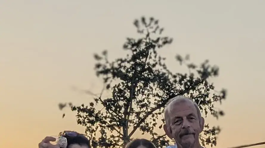 אלי ביי חיים פרי אלי ביי חיים פרי