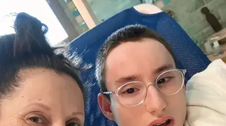 איליי ואמו שרי גלסמן איליי ואמו שרי גלסמן