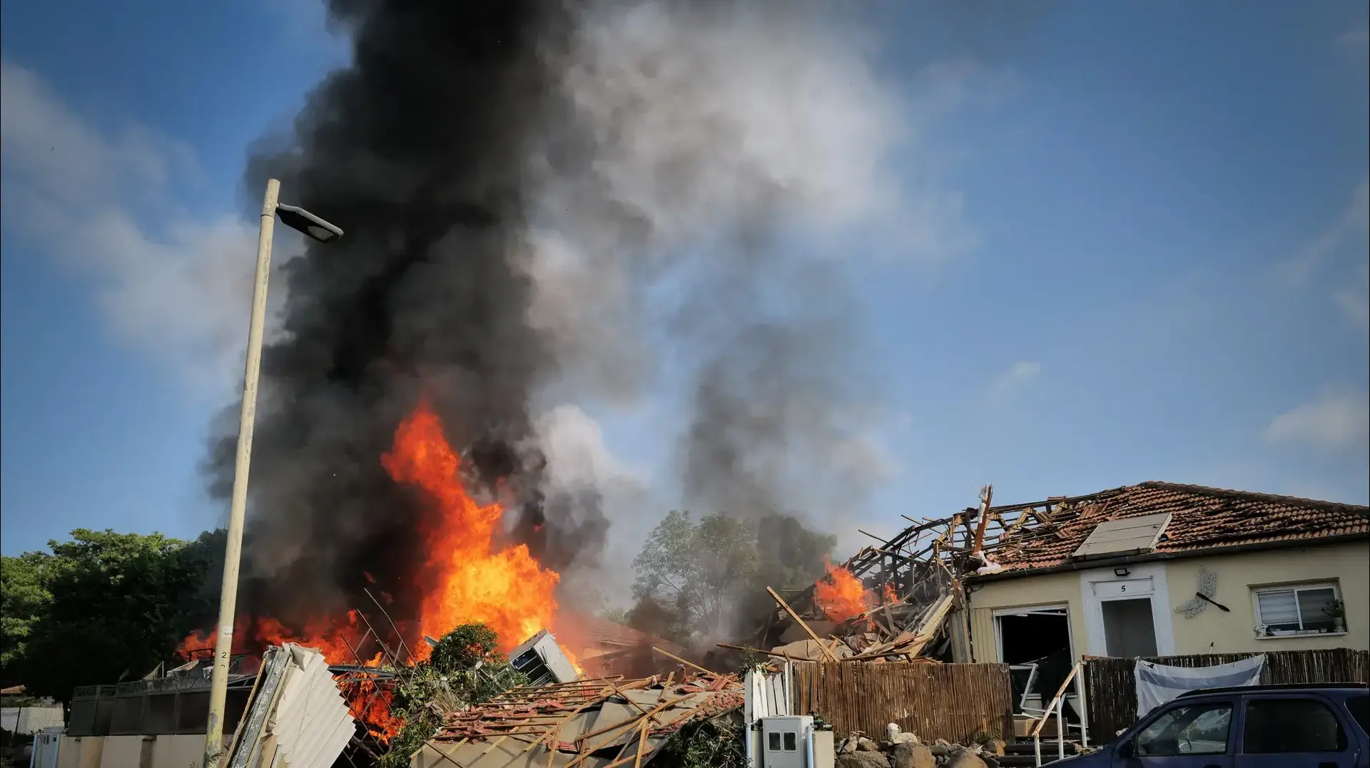 הרס בקצרין אחרי מתקפת הרקטות הרס בקצרין אחרי מתקפת הרקטות