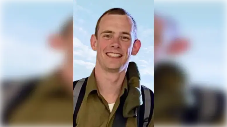 רס"ל (במיל') דניל פצ'ניוק, מבת ים, לוחם בגדס"ר 6310, חטיבת 'ירושלים' (16), נפל בקרב במרכז רצועת עזה. בן 26 בנופלו. רס"ל (במיל') דניל פצ'ניוק, מבת ים, לוחם בגדס"ר 6310, חטיבת 'ירושלים' (16), נפל בקרב במרכז רצועת עזה. בן 26 בנופלו.