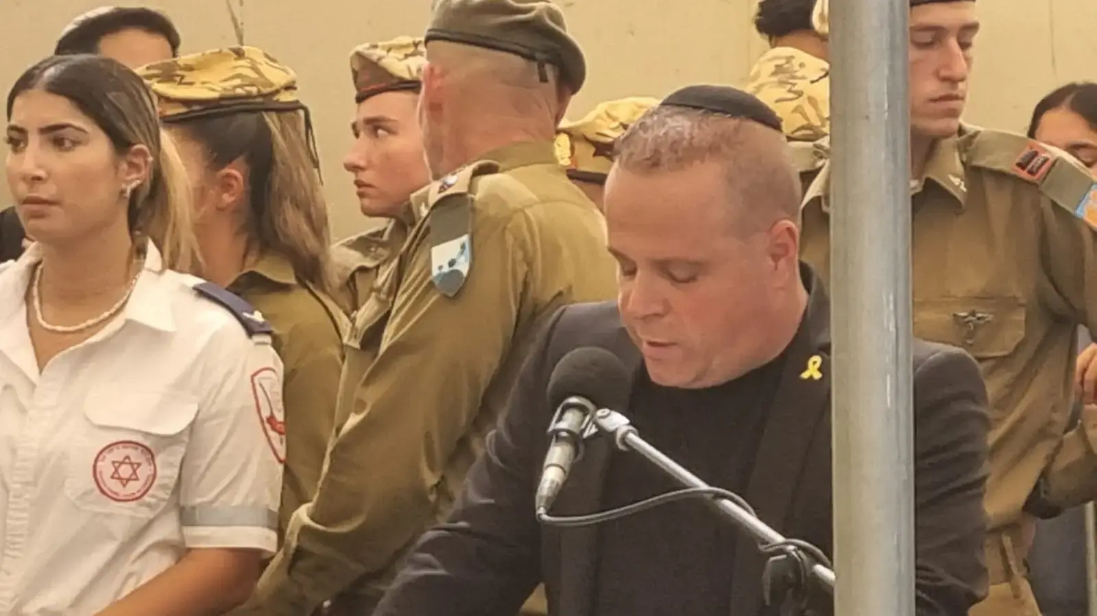 הלוויתו של ניתאי מטודי בבית העלמין אשקלון, 25 באוגוסט 2024 הלוויתו של ניתאי מטודי בבית העלמין אשקלון, 25 באוגוסט 2024