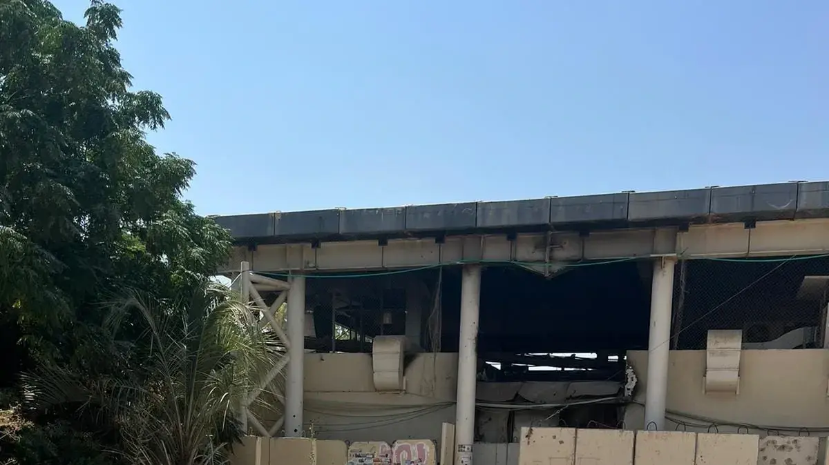 סיגל פרייס, אמה של התצפיתנית נועה פרייס ז"ל, לצד פירוק המבנים במוצב נחל עוז סיגל פרייס, אמה של התצפיתנית נועה פרייס ז"ל, לצד פירוק המבנים במוצב נחל עוז