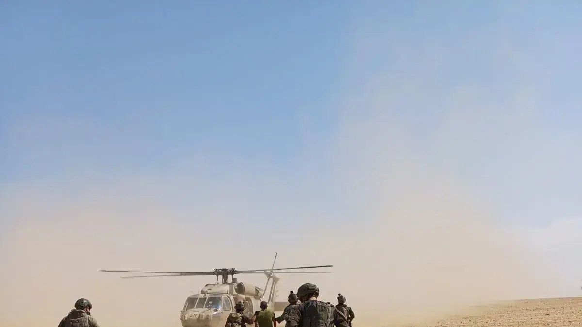 ממצלמות הגוף של הלוחמים ומבטן המסוק; תיעודים נוספים מרגעי החילוץ של החטוף פרחאן קאדי 27 באוגוסט 2024 ממצלמות הגוף של הלוחמים ומבטן המסוק; תיעודים נוספים מרגעי החילוץ של החטוף פרחאן קאדי 27 באוגוסט 2024