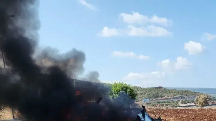 דיווחים על כלי רכב שהותקף על ידי חיל האוויר באזור א-נאקורה בדרום לבנון דיווחים על כלי רכב שהותקף על ידי חיל האוויר באזור א-נאקורה בדרום לבנון