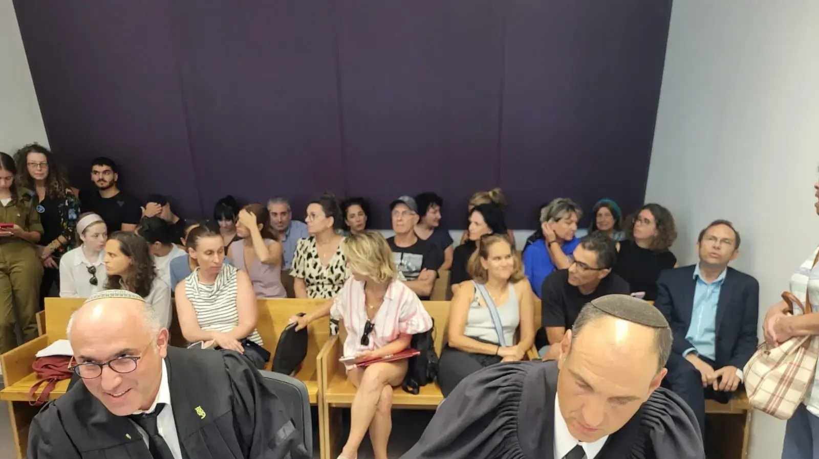 דיון נגד החלטת עיריית תל אביב למנוע את תפילות יום כיפור בככר דזנגוף ולמנוע קיום מחיצות במרחב הציבורי, בבית המשפט המחוזי בתל אביב. 4 בספטמבר 2024 דיון נגד החלטת עיריית תל אביב למנוע את תפילות יום כיפור בככר דזנגוף ולמנוע קיום מחיצות במרחב הציבורי, בבית המשפט המחוזי בתל אביב. 4 בספטמבר 2024