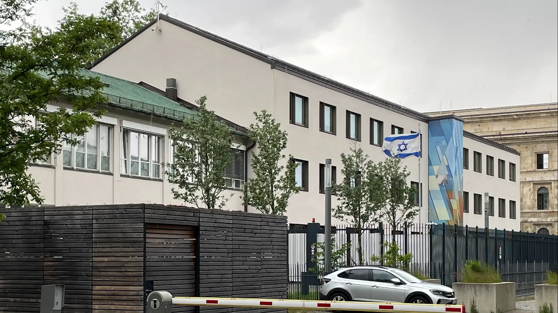 הקונסוליה הישראלית במינכן, גרמניה. הקונסוליה הישראלית במינכן, גרמניה.