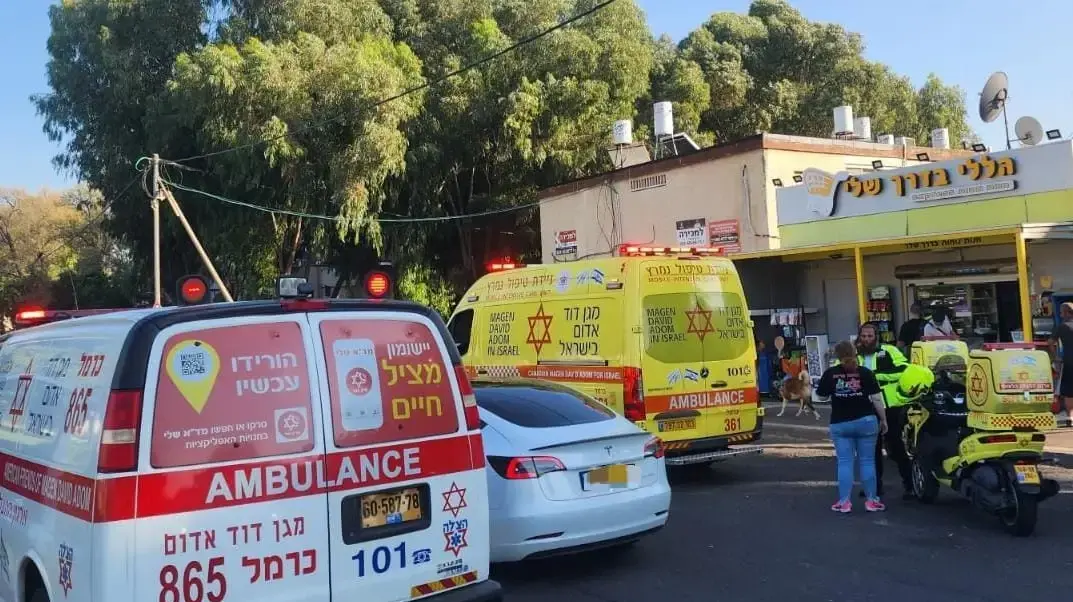 זירת רצח של בן 18 שעבד בקיוסק בקריית חיים.8 בספטמבר 2024