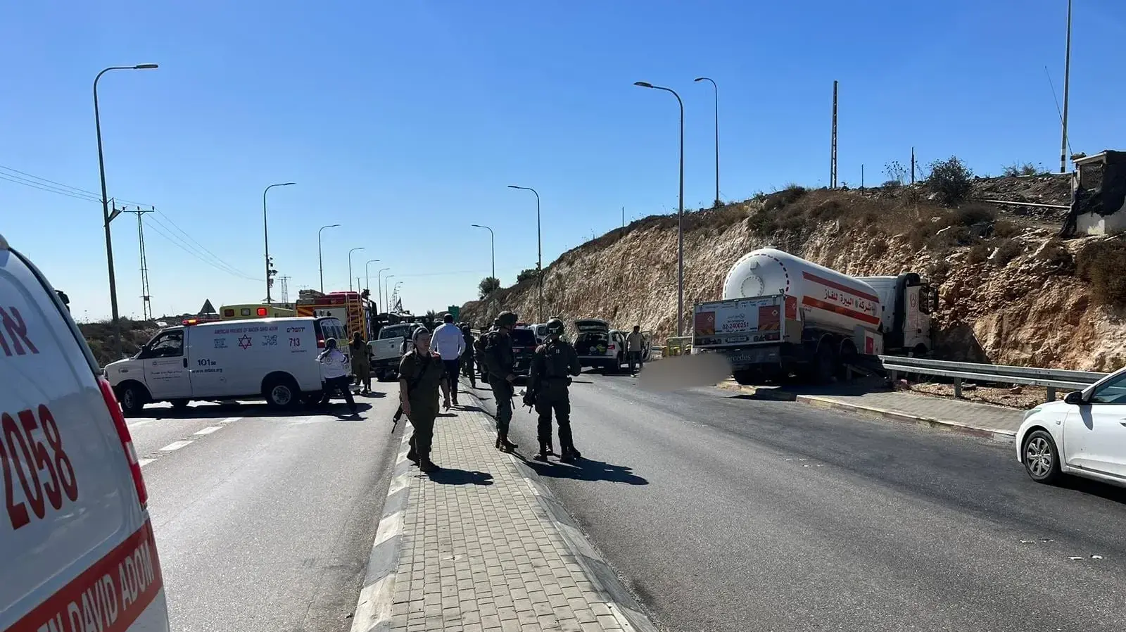 פיגוע דריסה בבנימין: נהג משאית האיץ לעבר ישראלים בצומת גבעת אסף, 11 בספטמבר 2024 פיגוע דריסה בבנימין: נהג משאית האיץ לעבר ישראלים בצומת גבעת אסף, 11 בספטמבר 2024