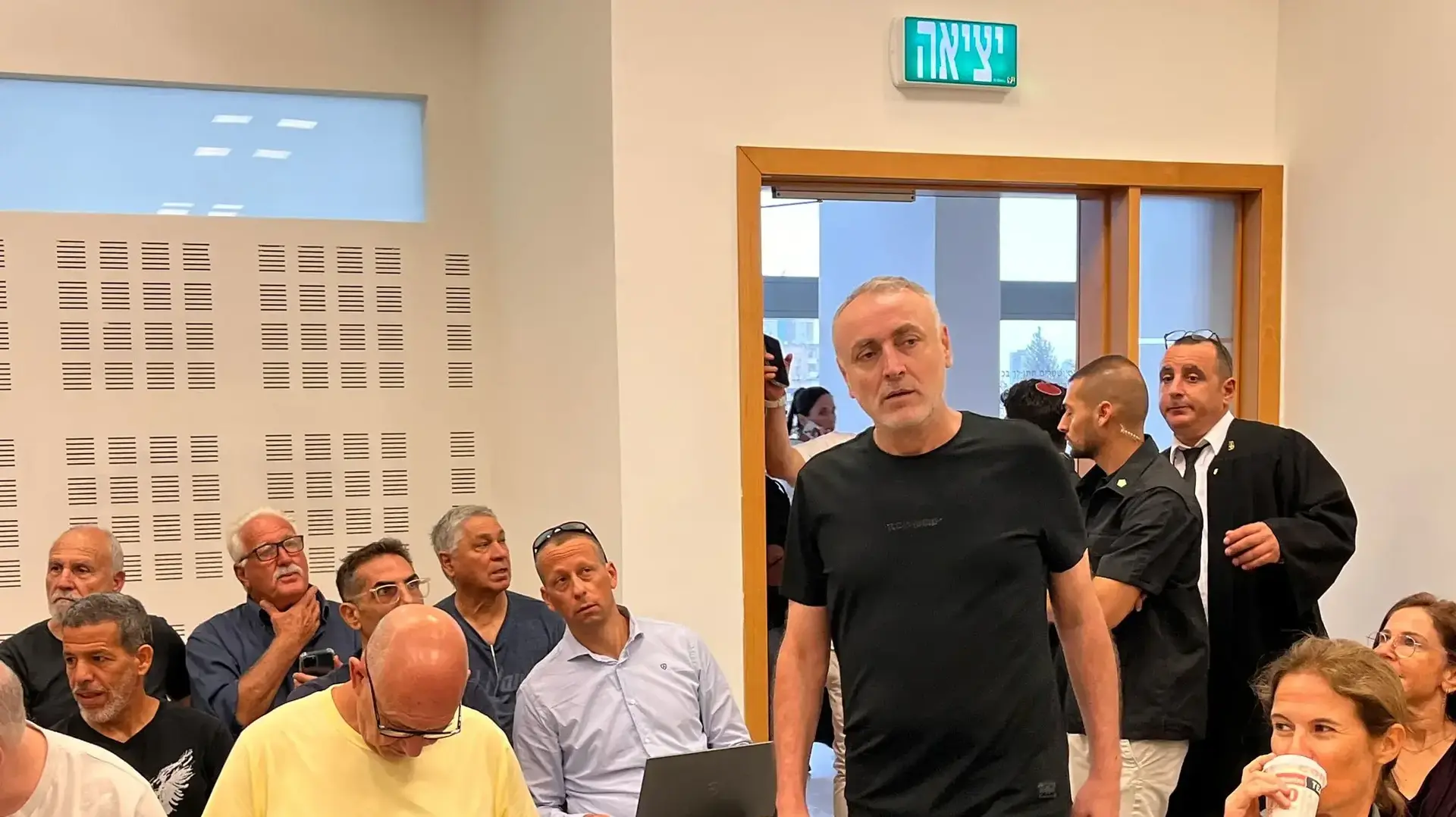 מני אסייג בקדם משפט שקמה ברסלר נגד טלי גוטליב, בימ"ש מחוזי מרכז .17 בספטמבר 2024 מני אסייג בקדם משפט שקמה ברסלר נגד טלי גוטליב, בימ"ש מחוזי מרכז .17 בספטמבר 2024