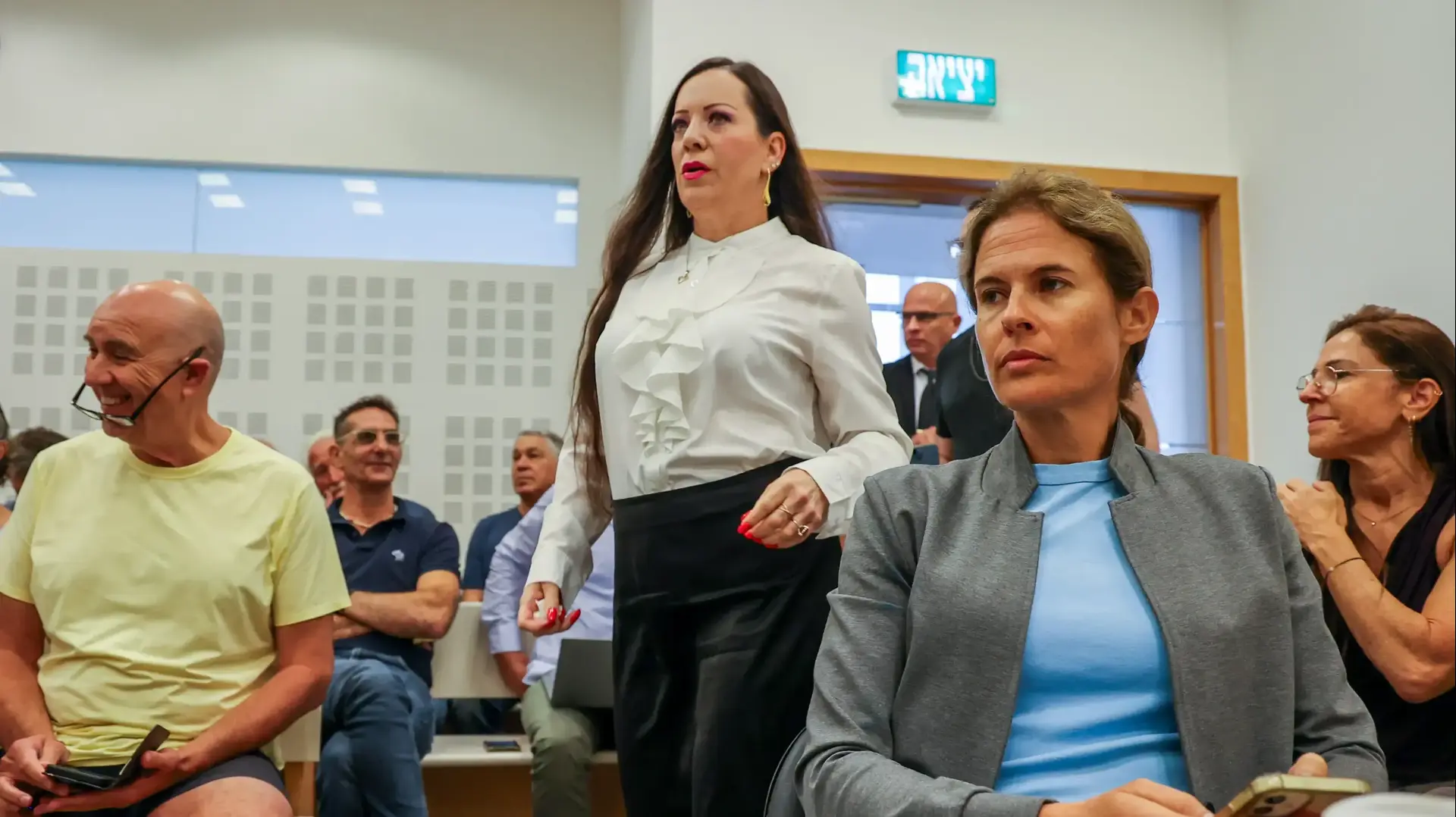 טלי גוטליב ושקמה ברסלר בדיון הקדם משפט, בימ"ש מחוזי מרכז .17 בספטמבר 2024 טלי גוטליב ושקמה ברסלר בדיון הקדם משפט, בימ"ש מחוזי מרכז .17 בספטמבר 2024