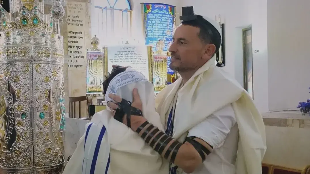 גיא זוארץ זו-ארץ מחוברים