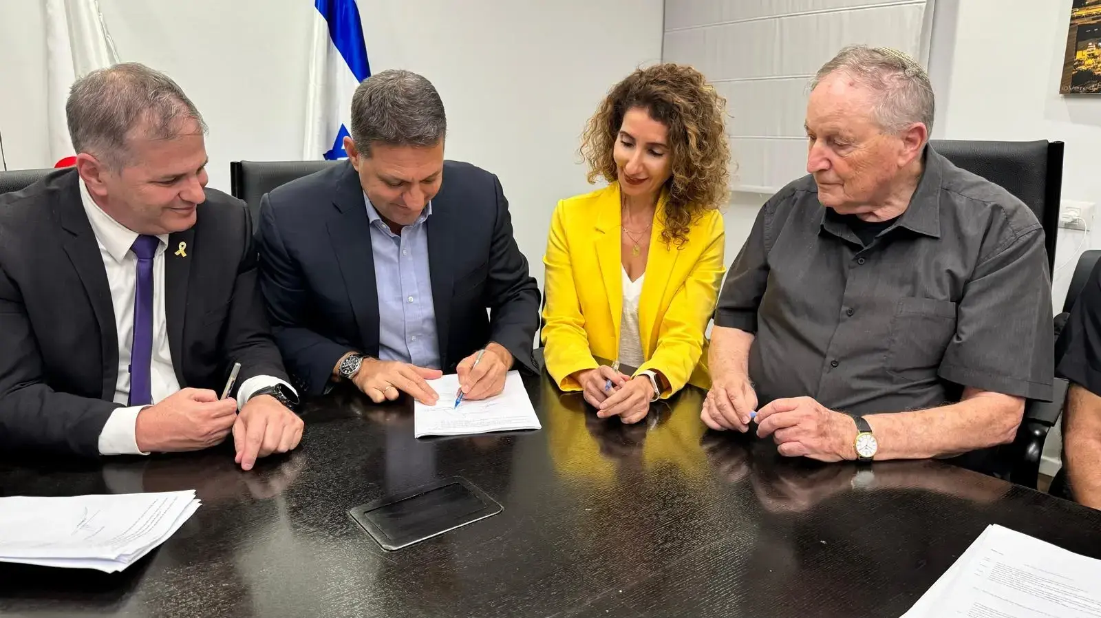 חתימה על הסכם שכר בין ארגון המורים למשרד האוצר, 23 בספטמבר 2024