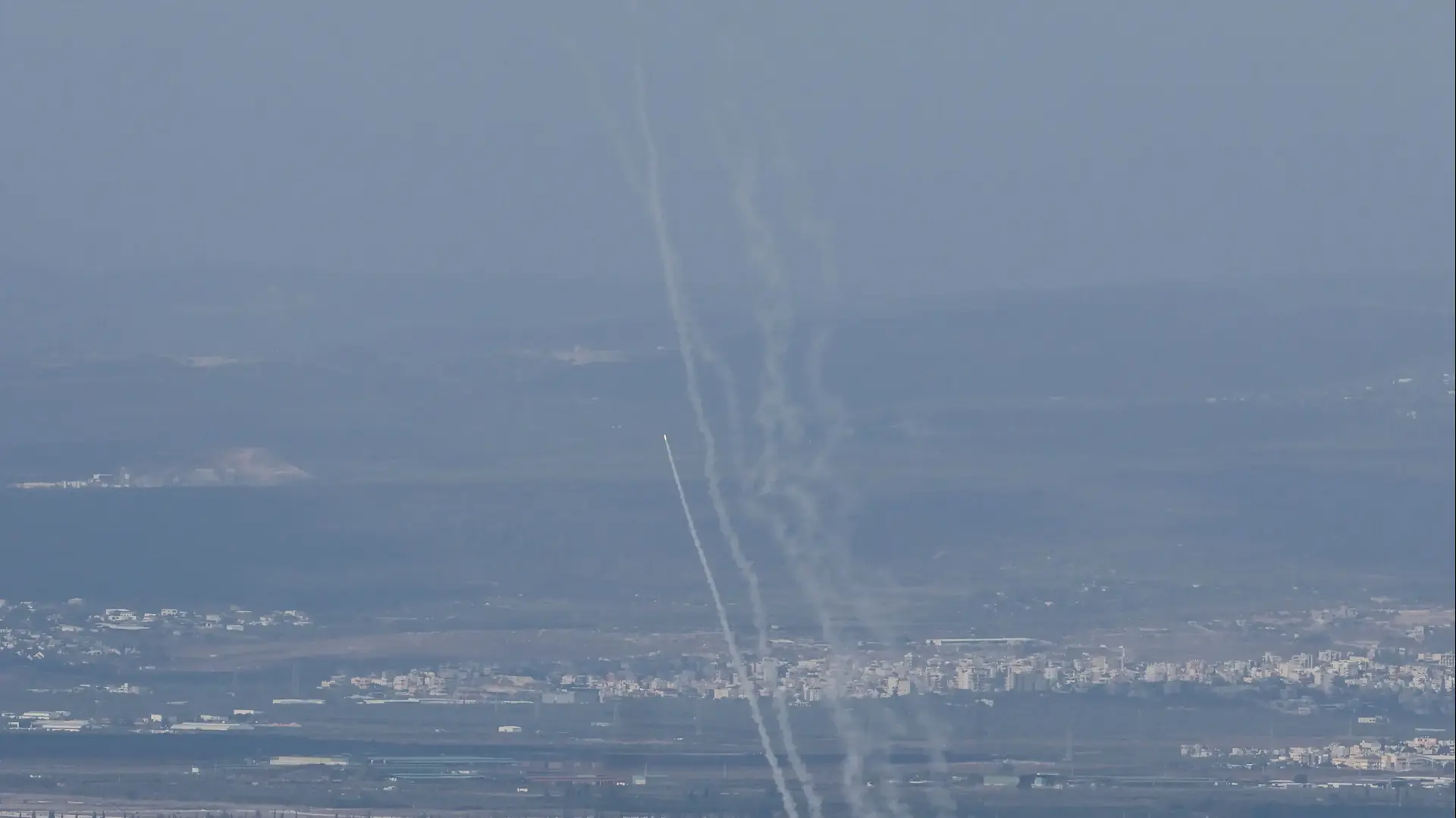 שיגורי כיפת ברזל בחיפה .23 בספטמבר 2024 שיגורי כיפת ברזל בחיפה .23 בספטמבר 2024