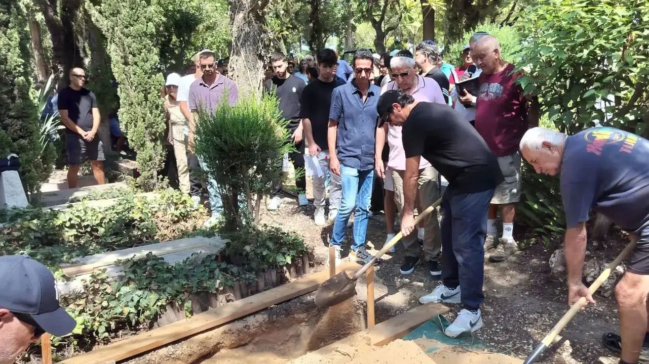 הלוויתו של ליוו רוברט דסה, אחרון אסירי עסק הביש. 25 בספטמבר 2024 הלוויתו של ליוו רוברט דסה, אחרון אסירי עסק הביש. 25 בספטמבר 2024