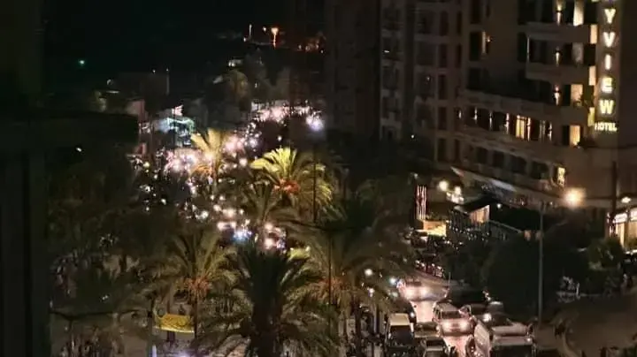 תושבי ביירות עוזבים את העיר לאחר תקיפות צה"ל, 28 בספטמבר 2024 תושבי ביירות עוזבים את העיר לאחר תקיפות צה"ל, 28 בספטמבר 2024