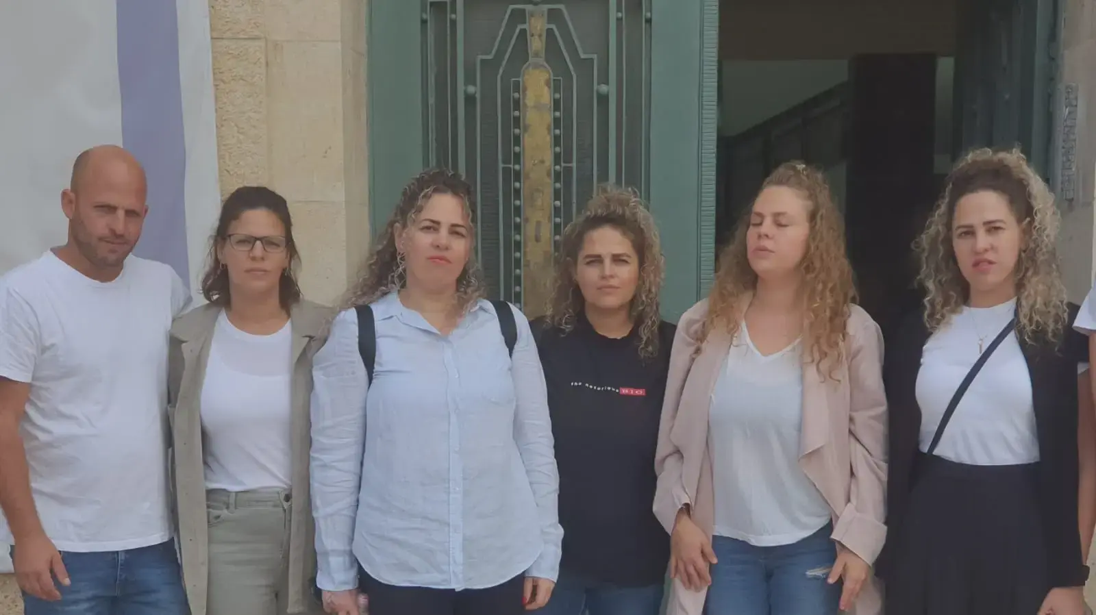משפחתה של רחל אייזנשטדט, בהכרעת דינו של גיא שפירא, בעלה, , בית משפט מחוזי ירושלים, 1 באוקטובר 2024 משפחתה של רחל אייזנשטדט, בהכרעת דינו של גיא שפירא, בעלה, , בית משפט מחוזי ירושלים, 1 באוקטובר 2024