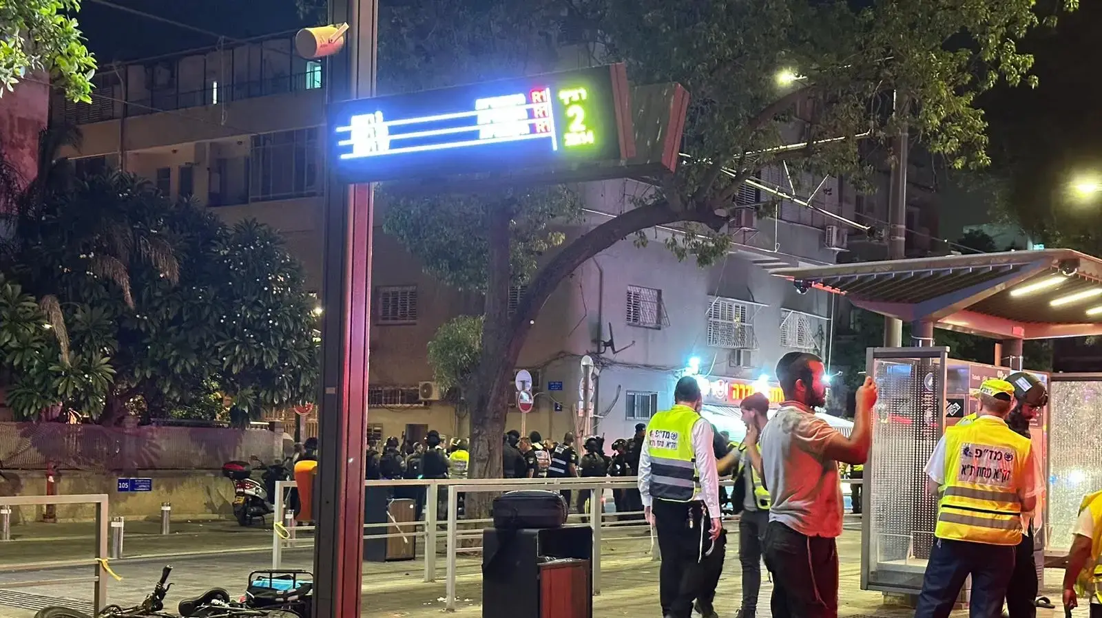 זירת פיגוע, תחנת ארליך, הרכבת הקלה, 1 באוקטובר 2024 זירת פיגוע, תחנת ארליך, הרכבת הקלה, 1 באוקטובר 2024