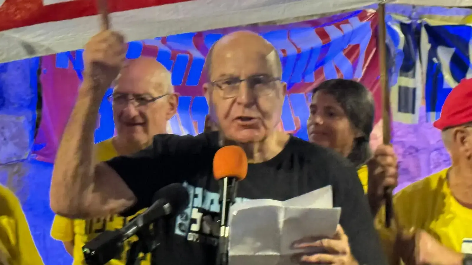 משה בוגי יעלון, הפגנה מול מעון ראש הממשלה, קיסריה, 5 באוקטובר 2024