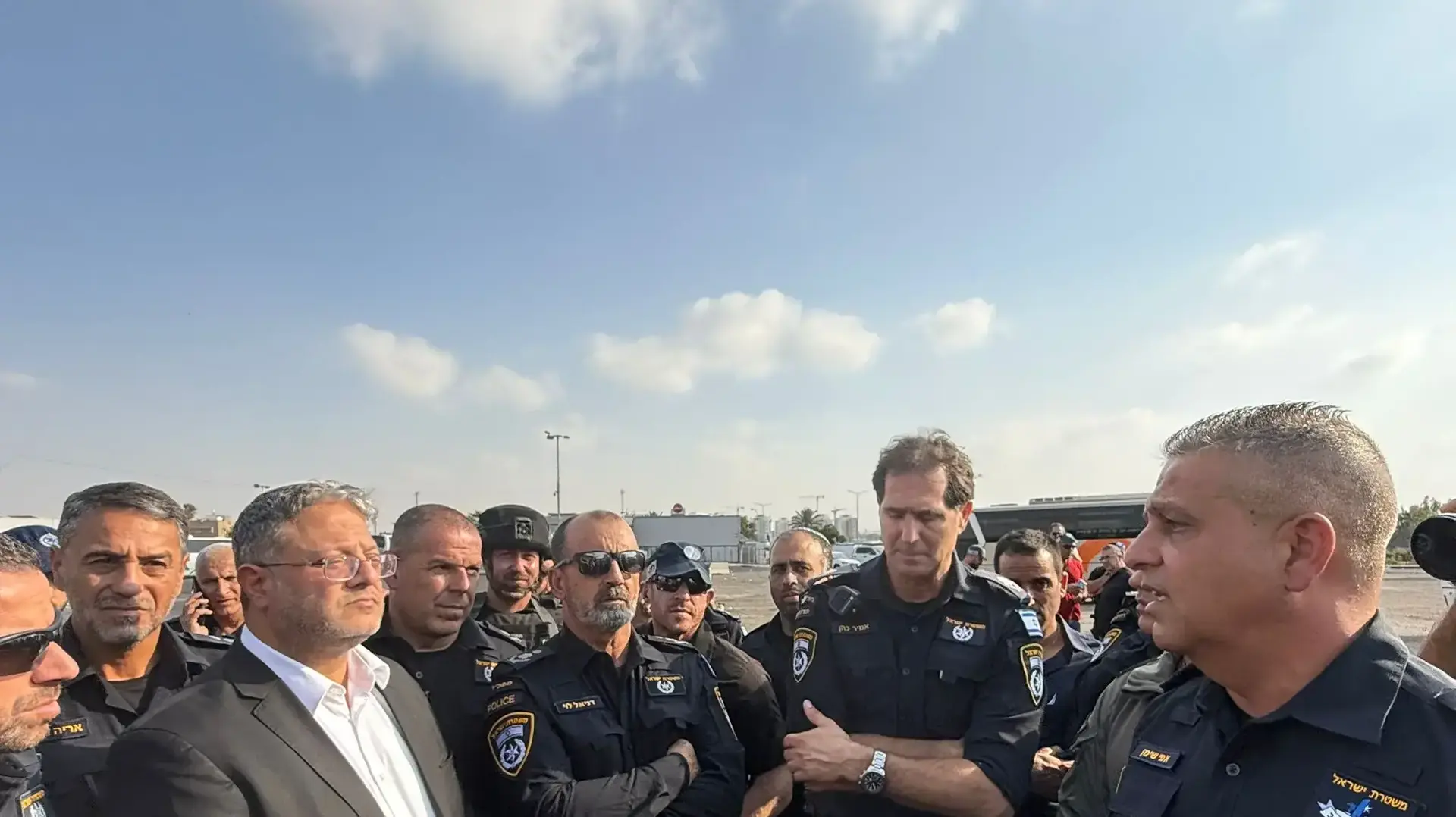 בן גביר בזירת הפיגוע בן גביר בזירת הפיגוע
