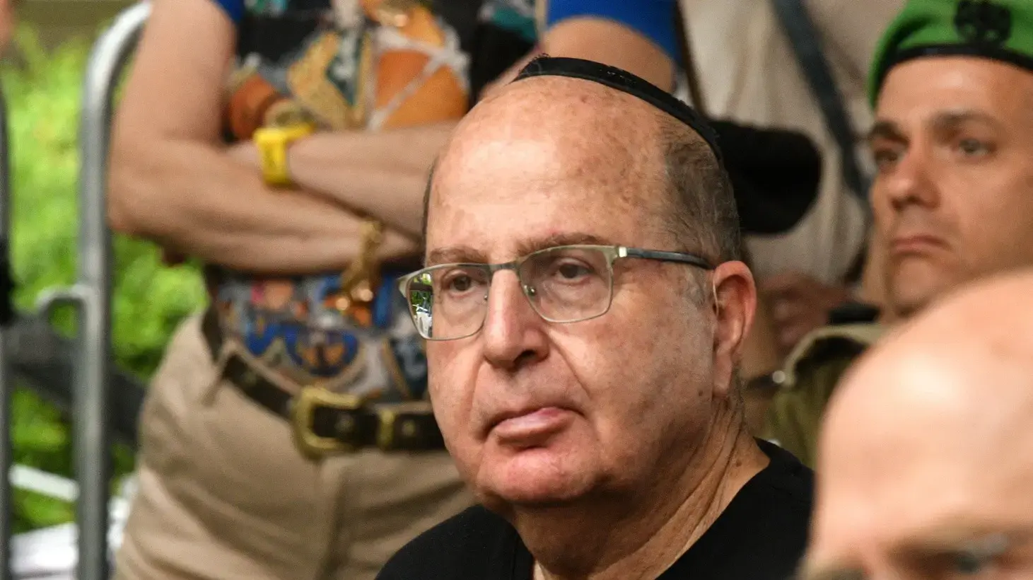 משה בוגי יעלון, הלווית שייקה גביש, בית עלמין מורשה, 6 באוקטובר 2024 משה בוגי יעלון, הלווית שייקה גביש, בית עלמין מורשה, 6 באוקטובר 2024