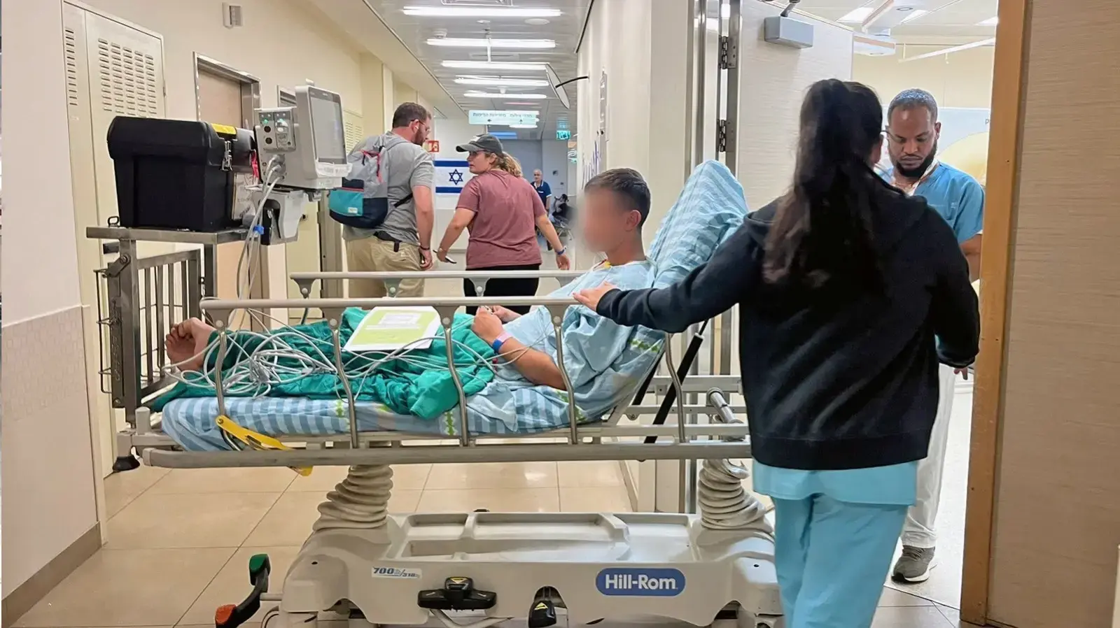 סמל י', מפקדו של עומרי תמרי, שנפל בפגיעת הכטב"מ בבסיס גולני סמל י', מפקדו של עומרי תמרי, שנפל בפגיעת הכטב"מ בבסיס גולני