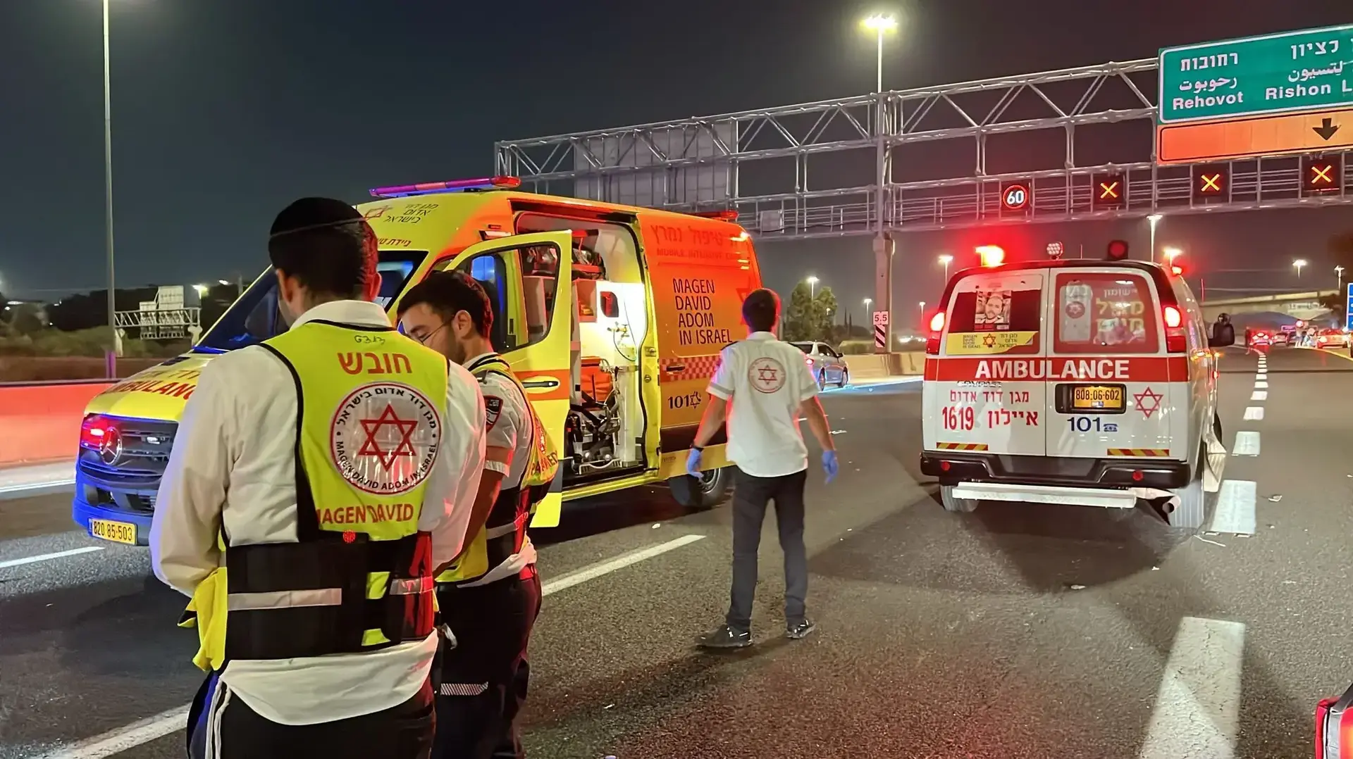 זירת התאונה בה נהרג רוכב האופנוע סמוך למחלף ראשון דרום, 15 באוקטובר 2024 זירת התאונה בה נהרג רוכב האופנוע סמוך למחלף ראשון דרום, 15 באוקטובר 2024