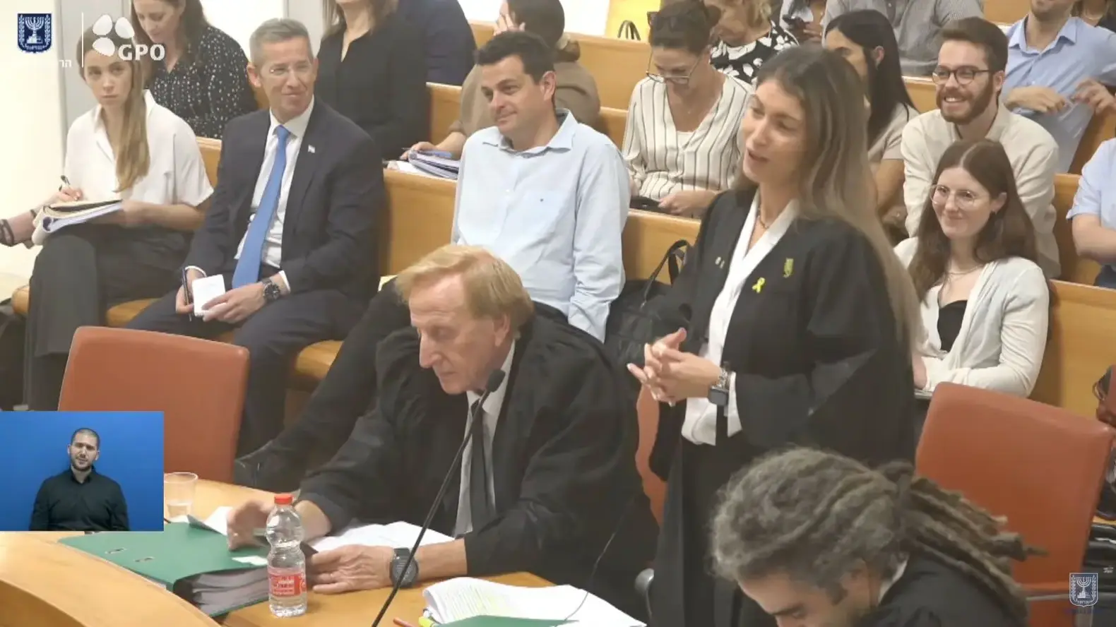 מזכיר הממשלה יוסי פוקס, עו"ד אליעד שרגא מהתנועה לאיכות השלטון,בג"ץ נציב המדינה, ביהמ"ש העליון, 15 באוקטובר 2024 מזכיר הממשלה יוסי פוקס, עו"ד אליעד שרגא מהתנועה לאיכות השלטון,בג"ץ נציב המדינה, ביהמ"ש העליון, 15 באוקטובר 2024