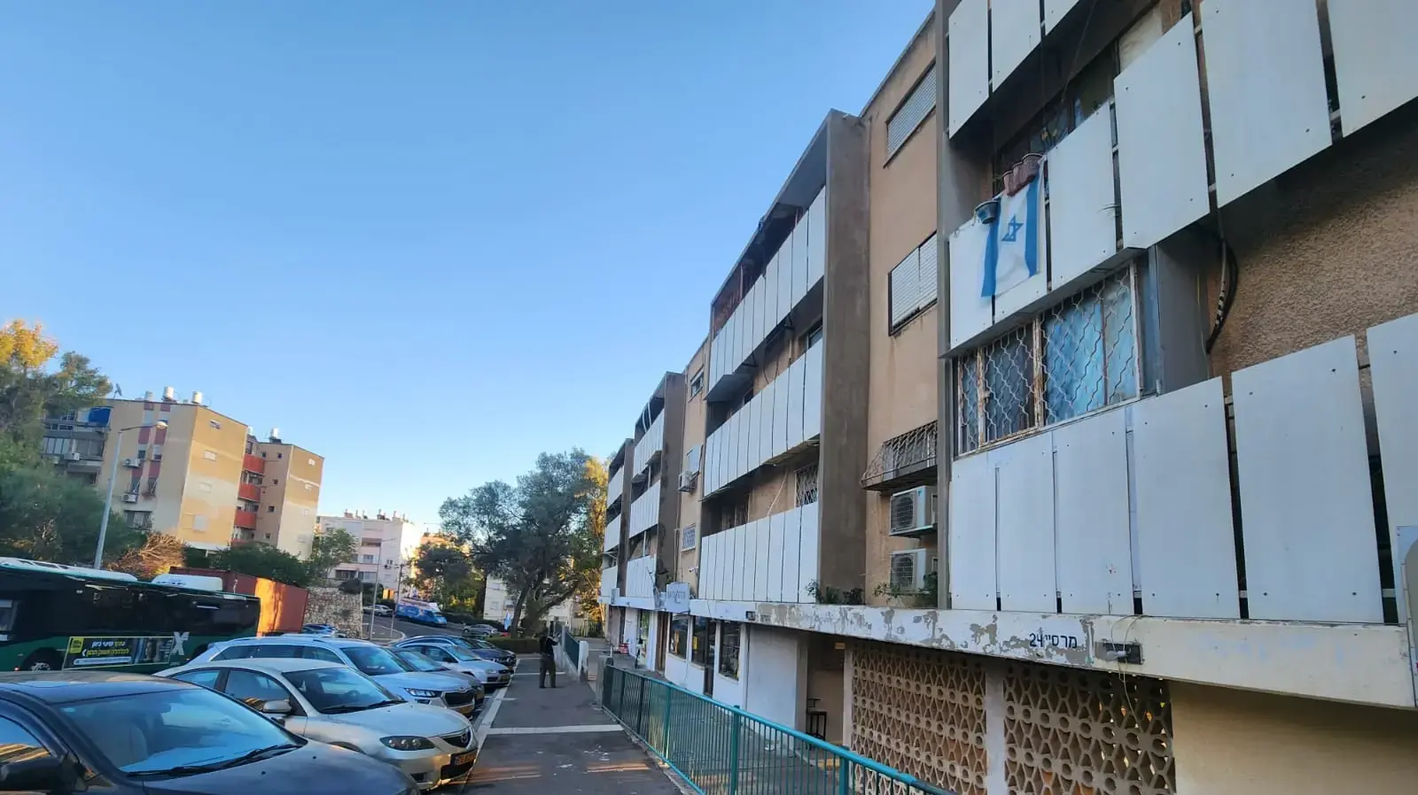 הבניין בו גרה משפחת ניסן-ניסנוב , חיפה הבניין בו גרה משפחת ניסן-ניסנוב , חיפה