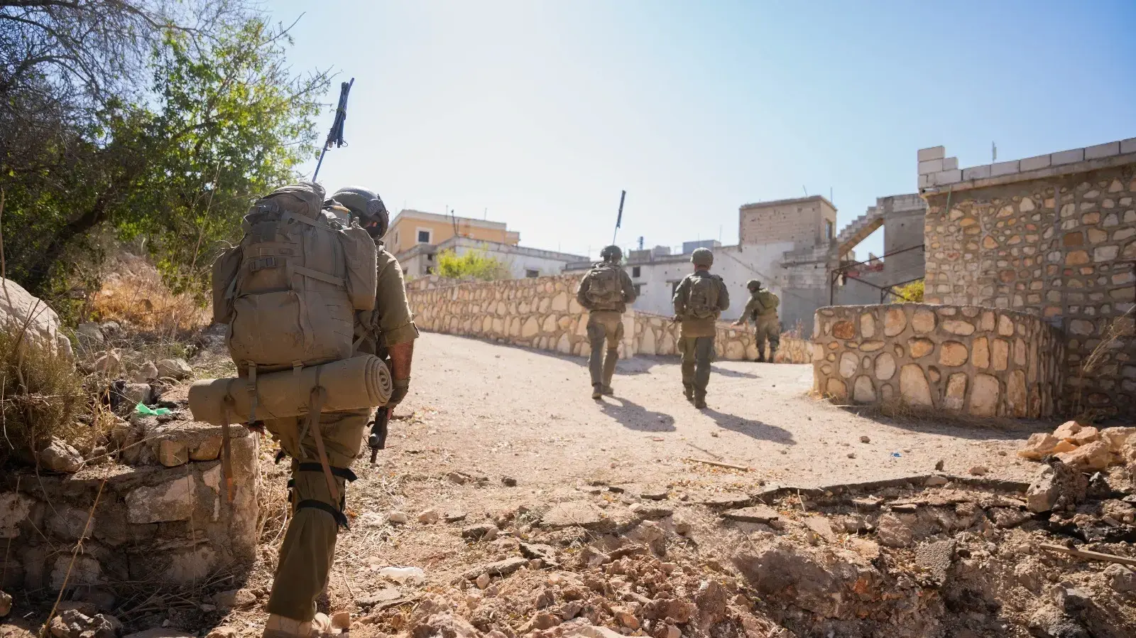 פעילות צוות הקרב של חטיבת 'אלכסנדרוני' בדרום לבנון, 22 באוקטובר 2024 פעילות צוות הקרב של חטיבת 'אלכסנדרוני' בדרום לבנון, 22 באוקטובר 2024