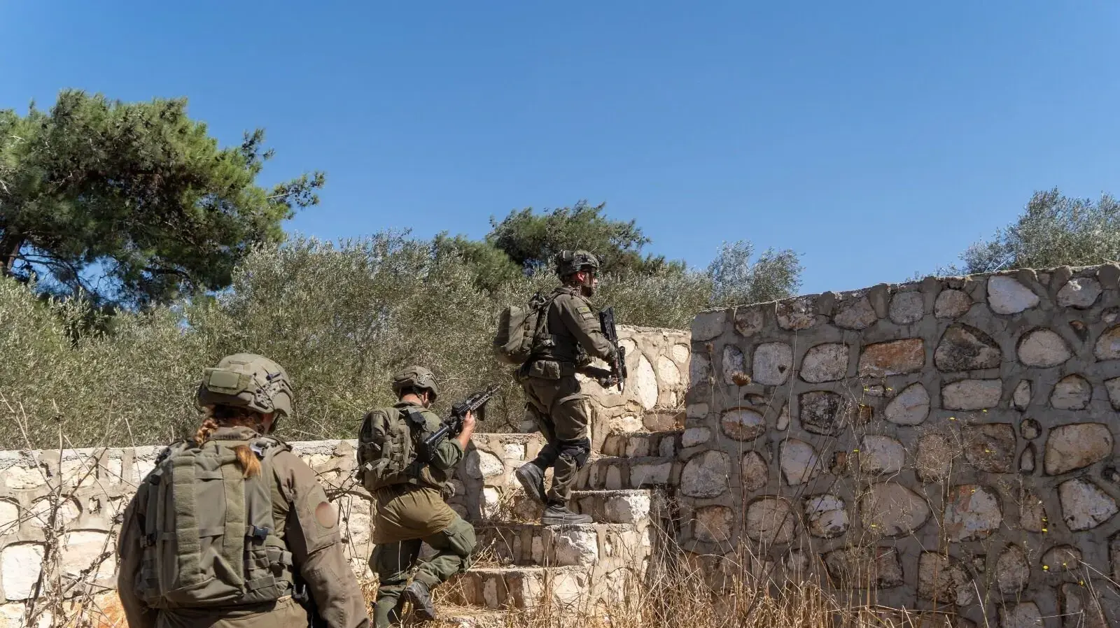 פעילות צוות הקרב של חטיבת 'אלכסנדרוני' בדרום לבנון, 22 באוקטובר 2024 פעילות צוות הקרב של חטיבת 'אלכסנדרוני' בדרום לבנון, 22 באוקטובר 2024