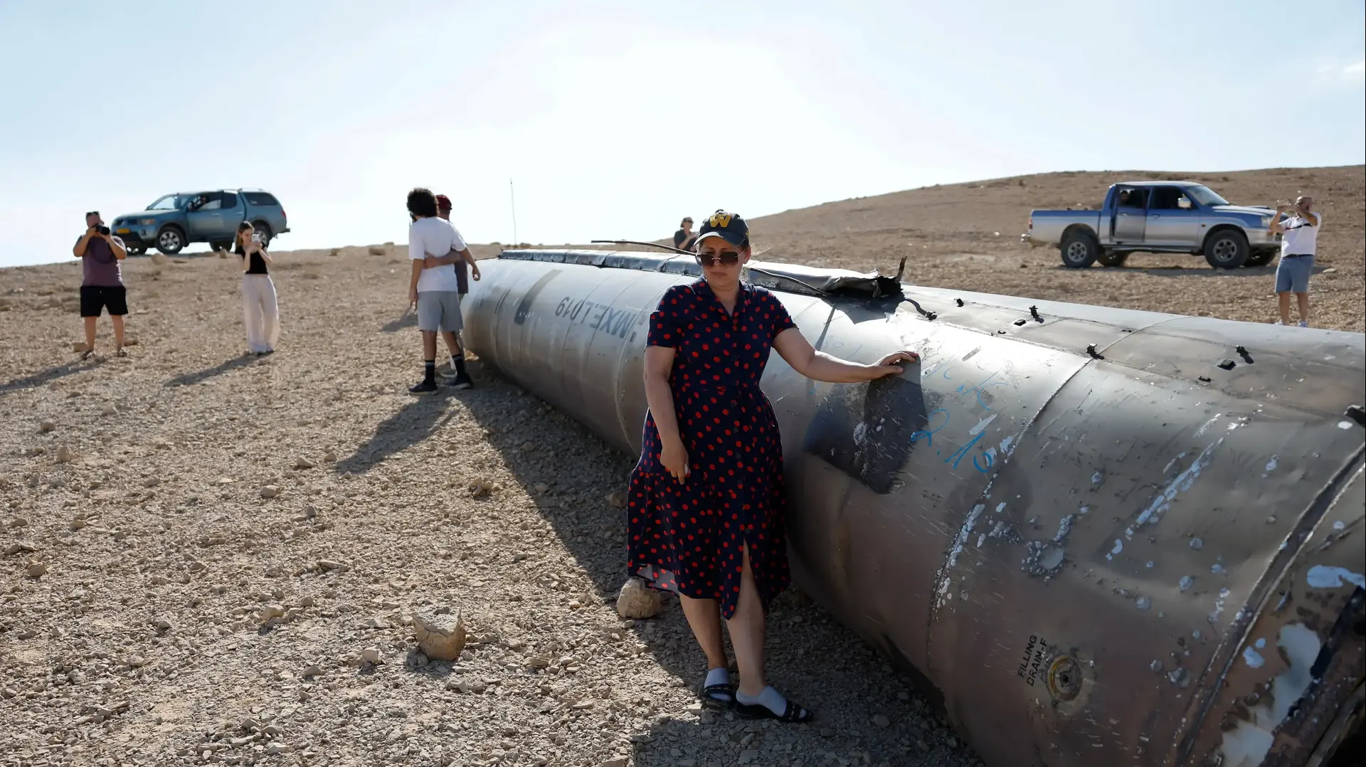 שרידי טיל איראני ליד ערד, 2 באוקטובר 2024 שרידי טיל איראני ליד ערד, 2 באוקטובר 2024