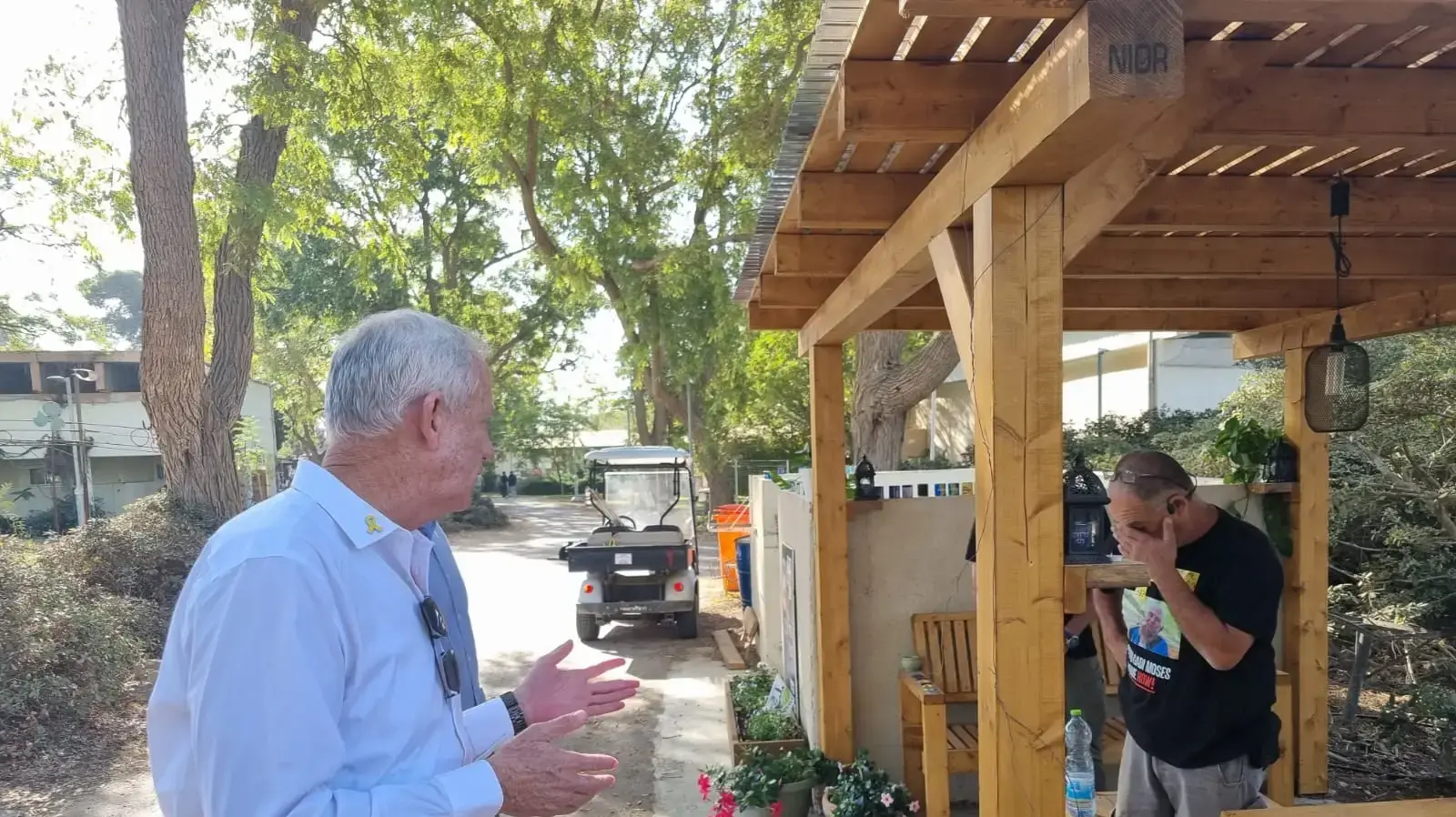 בני גנץ, סיור לרגל יום הזיכרון הממלכתי, ניר עוז, 27 באוקטובר 2024 בני גנץ, סיור לרגל יום הזיכרון הממלכתי, ניר עוז, 27 באוקטובר 2024