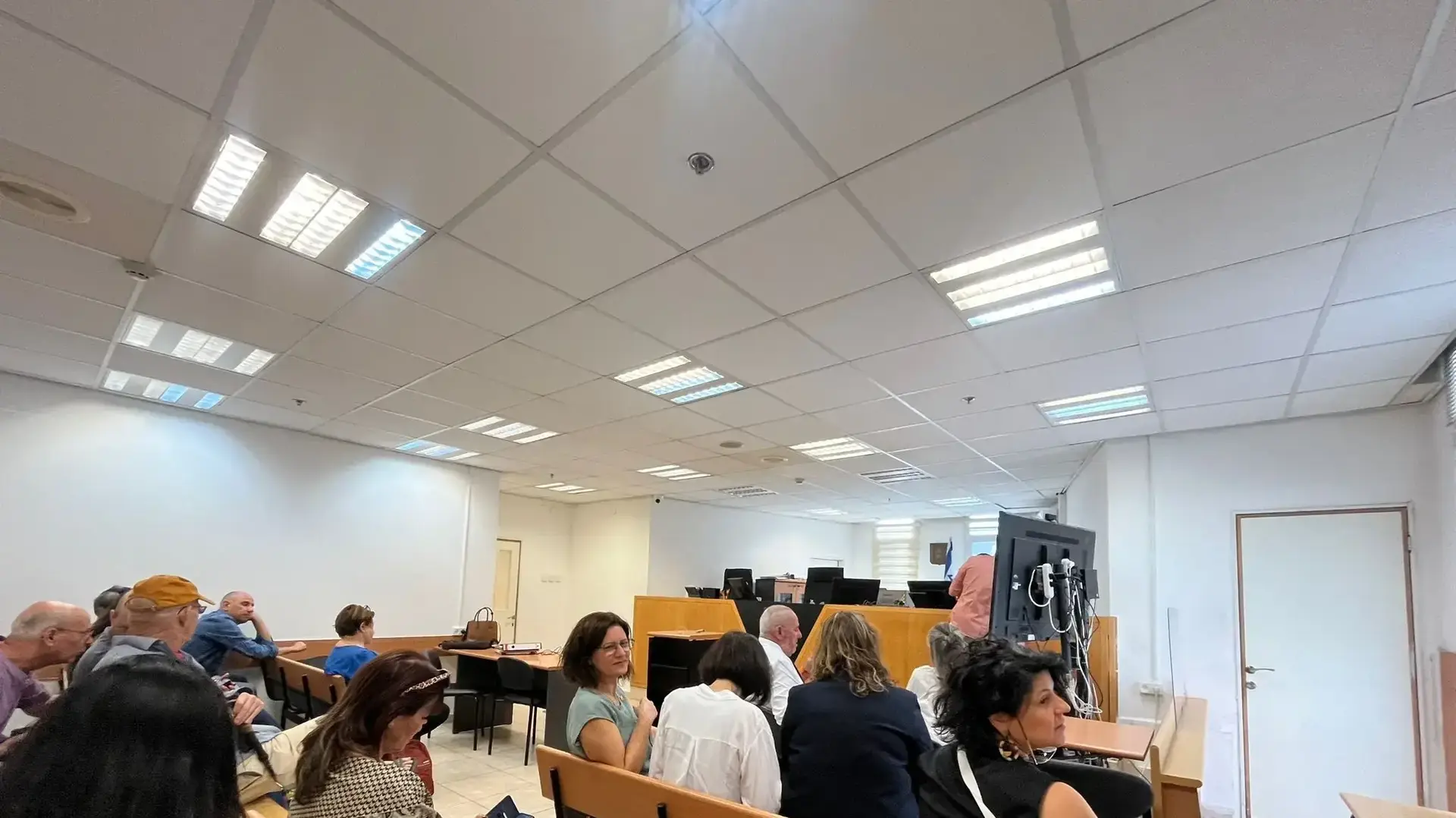 דיון הוכחות ירדן מן שהואשמה בתקיפת השרה להגנת הסביבה עידית סילמן, בימ"ש שלום רחובות,27 באוקטובר 2024 דיון הוכחות ירדן מן שהואשמה בתקיפת השרה להגנת הסביבה עידית סילמן, בימ"ש שלום רחובות,27 באוקטובר 2024