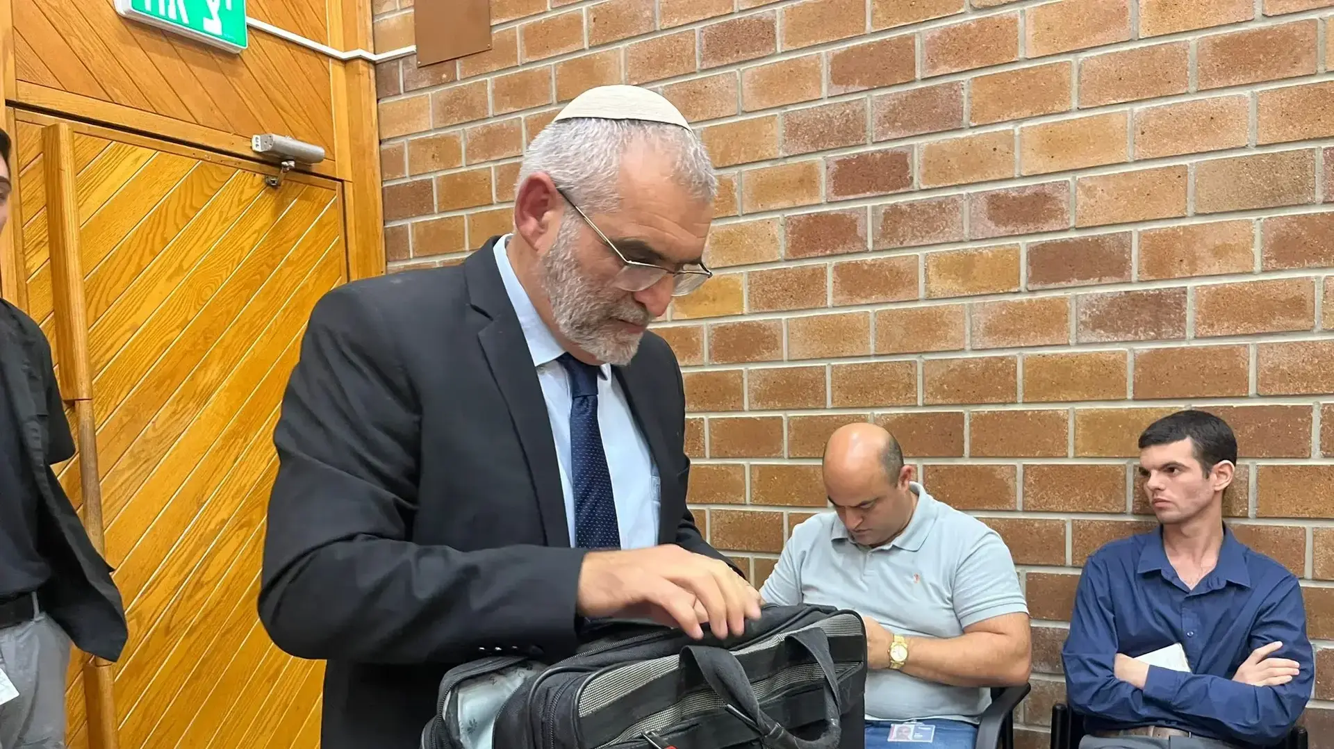 חבר הכנסת לשעבר מיכאל בן ארי, מואשם בהסתה לגזענות, ביהמ"ש שלום כפ"ס, 30 באוקטובר 2024 חבר הכנסת לשעבר מיכאל בן ארי, מואשם בהסתה לגזענות, ביהמ"ש שלום כפ"ס, 30 באוקטובר 2024