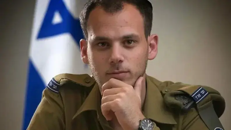 חשוד במעורבות בפרשה ביטחונית-מסמכים מסווגים חשוד במעורבות בפרשה ביטחונית-מסמכים מסווגים