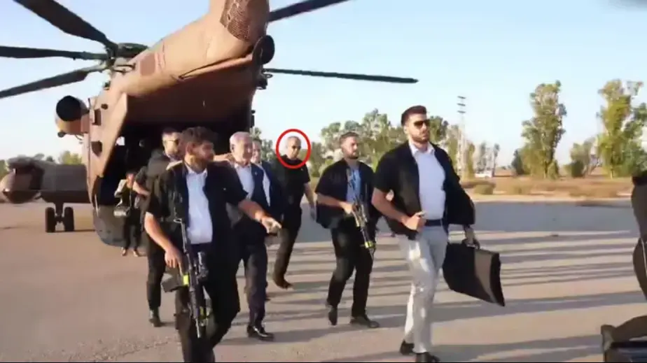 פלדשטיין לצד נתניהו 