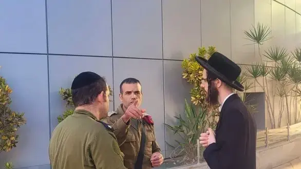 מענדל ראטה עם אבינועם אמונה מענדל ראטה עם אבינועם אמונה