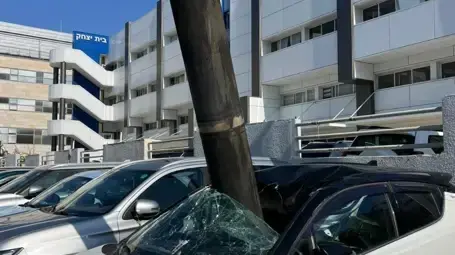 נפילה על מכונית, רעננה, 6 בנובמבר 2024 נפילה על מכונית, רעננה, 6 בנובמבר 2024