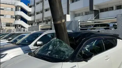נפילה על מכונית, רעננה, 6 בנובמבר 2024